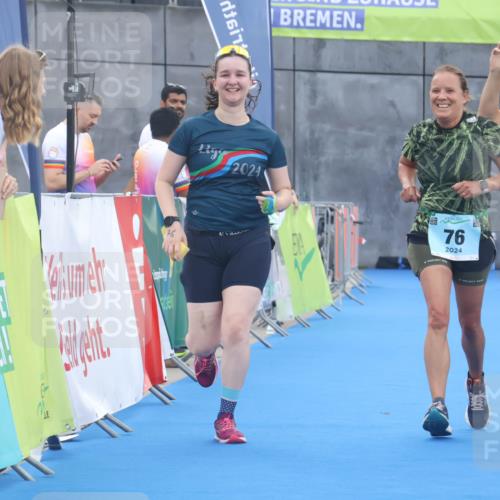 11.08.2024 - GEWOBA Citytriathlon Bremen Lena Gebhardt http://msf.ph/oto/6790056 11.08.2024 11:39:15 Ziel 76 meine-sportfotos.de