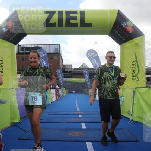 11.08.2024 - GEWOBA Citytriathlon Bremen Lena Gebhardt http://msf.ph/oto/6790088 11.08.2024 11:39:20 Ziel 76 meine-sportfotos.de
