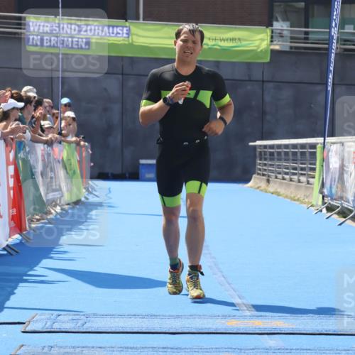 11.08.2024 - GEWOBA Citytriathlon Bremen Lena Gebhardt http://msf.ph/oto/6792078 11.08.2024 13:33:35 Ziel 786 meine-sportfotos.de