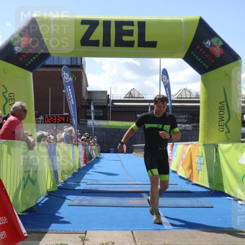 11.08.2024 - GEWOBA Citytriathlon Bremen Lena Gebhardt http://msf.ph/oto/6792099 11.08.2024 13:33:38 Ziel 786 meine-sportfotos.de