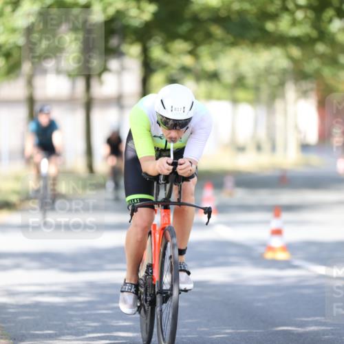 11.08.2024 - GEWOBA Citytriathlon Bremen H.Heesch http://msf.ph/oto/6797401 11.08.2024 11:51:51 Laufen  meine-sportfotos.de