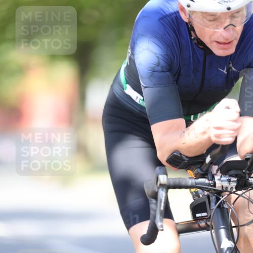 11.08.2024 - GEWOBA Citytriathlon Bremen H.Heesch http://msf.ph/oto/6797747 11.08.2024 11:52:36 Laufen  meine-sportfotos.de
