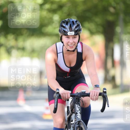 11.08.2024 - GEWOBA Citytriathlon Bremen H.Heesch http://msf.ph/oto/6797757 11.08.2024 11:52:47 Laufen  meine-sportfotos.de