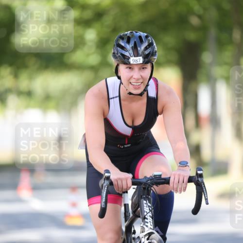 11.08.2024 - GEWOBA Citytriathlon Bremen H.Heesch http://msf.ph/oto/6797759 11.08.2024 11:52:47 Laufen  meine-sportfotos.de