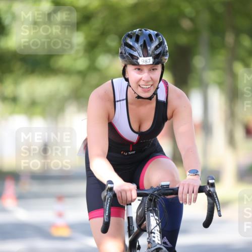 11.08.2024 - GEWOBA Citytriathlon Bremen H.Heesch http://msf.ph/oto/6797761 11.08.2024 11:52:47 Laufen  meine-sportfotos.de