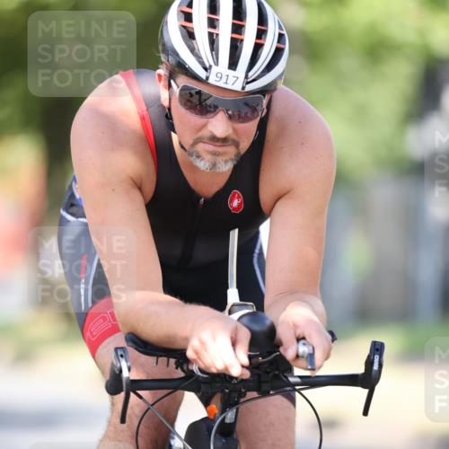 11.08.2024 - GEWOBA Citytriathlon Bremen H.Heesch http://msf.ph/oto/6797838 11.08.2024 11:52:52 Laufen  meine-sportfotos.de