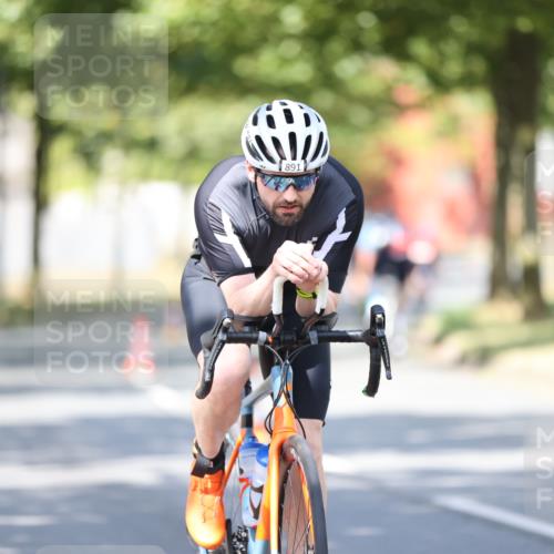 11.08.2024 - GEWOBA Citytriathlon Bremen H.Heesch http://msf.ph/oto/6797852 11.08.2024 11:52:56 Laufen  meine-sportfotos.de