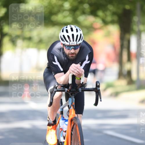 11.08.2024 - GEWOBA Citytriathlon Bremen H.Heesch http://msf.ph/oto/6797854 11.08.2024 11:52:56 Laufen  meine-sportfotos.de