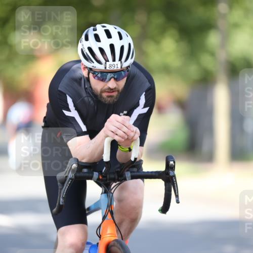 11.08.2024 - GEWOBA Citytriathlon Bremen H.Heesch http://msf.ph/oto/6797865 11.08.2024 11:52:56 Laufen  meine-sportfotos.de