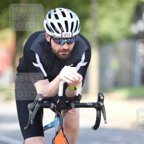 11.08.2024 - GEWOBA Citytriathlon Bremen H.Heesch http://msf.ph/oto/6797869 11.08.2024 11:52:56 Laufen  meine-sportfotos.de