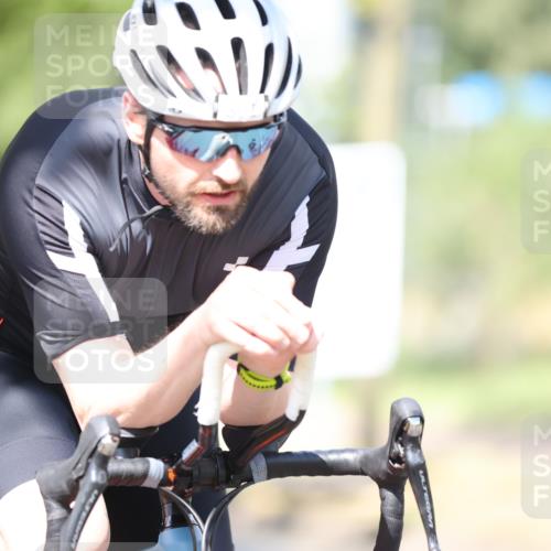 11.08.2024 - GEWOBA Citytriathlon Bremen H.Heesch http://msf.ph/oto/6797877 11.08.2024 11:52:57 Laufen  meine-sportfotos.de