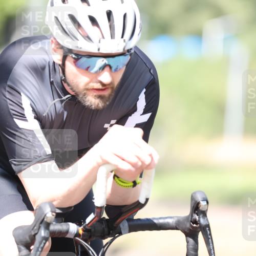 11.08.2024 - GEWOBA Citytriathlon Bremen H.Heesch http://msf.ph/oto/6797879 11.08.2024 11:52:57 Laufen  meine-sportfotos.de