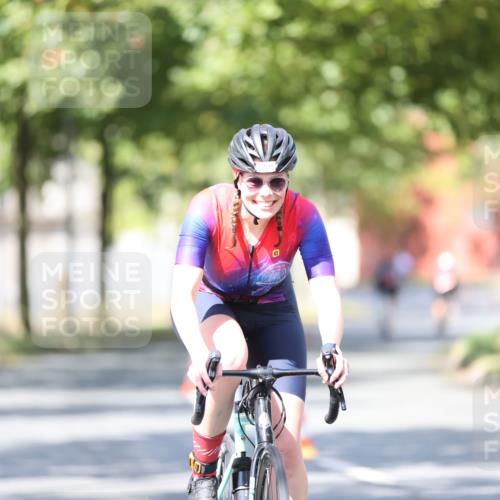 11.08.2024 - GEWOBA Citytriathlon Bremen H.Heesch http://msf.ph/oto/6797889 11.08.2024 11:53:00 Laufen  meine-sportfotos.de