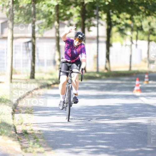 11.08.2024 - GEWOBA Citytriathlon Bremen H.Heesch http://msf.ph/oto/6797966 11.08.2024 11:53:20 Laufen  meine-sportfotos.de