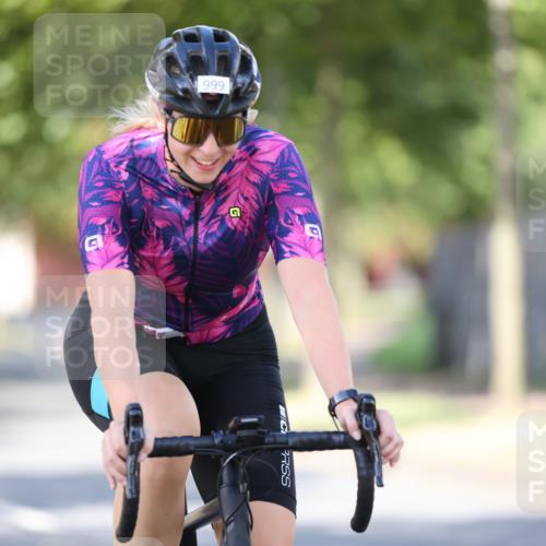 11.08.2024 - GEWOBA Citytriathlon Bremen H.Heesch http://msf.ph/oto/6798035 11.08.2024 11:53:21 Laufen  meine-sportfotos.de