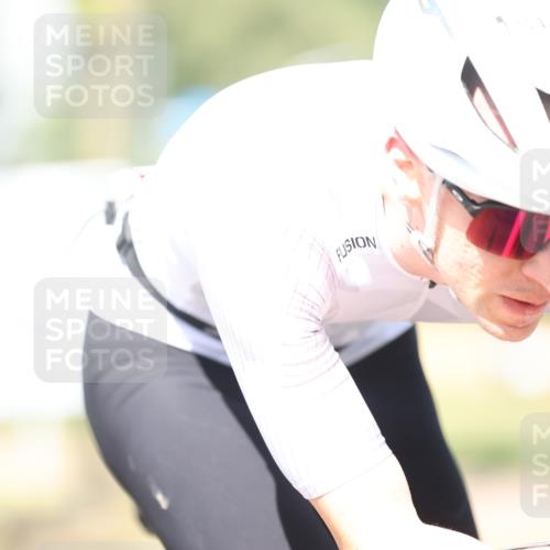 11.08.2024 - GEWOBA Citytriathlon Bremen H.Heesch http://msf.ph/oto/6798056 11.08.2024 11:53:29 Laufen  meine-sportfotos.de