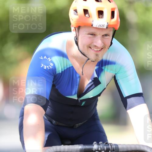 11.08.2024 - GEWOBA Citytriathlon Bremen H.Heesch http://msf.ph/oto/6798098 11.08.2024 11:53:33 Laufen  meine-sportfotos.de