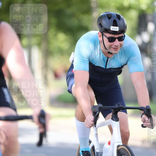 11.08.2024 - GEWOBA Citytriathlon Bremen H.Heesch http://msf.ph/oto/6798129 11.08.2024 11:53:41 Laufen  meine-sportfotos.de
