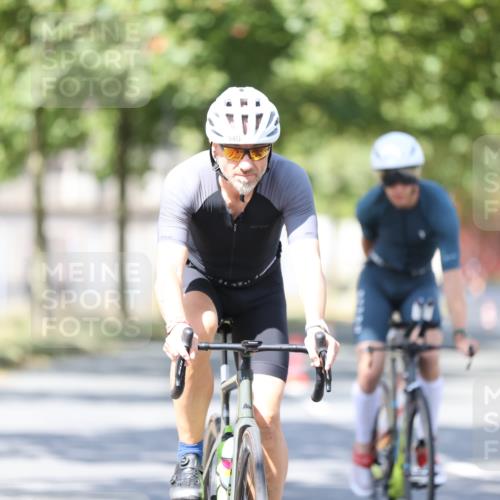 11.08.2024 - GEWOBA Citytriathlon Bremen H.Heesch http://msf.ph/oto/6798135 11.08.2024 11:53:45 Laufen  meine-sportfotos.de