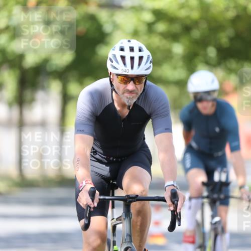 11.08.2024 - GEWOBA Citytriathlon Bremen H.Heesch http://msf.ph/oto/6798146 11.08.2024 11:53:45 Laufen  meine-sportfotos.de