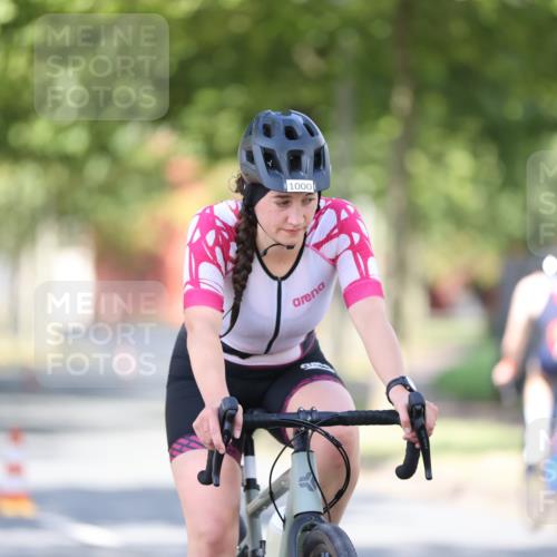 11.08.2024 - GEWOBA Citytriathlon Bremen H.Heesch http://msf.ph/oto/6798177 11.08.2024 11:54:01 Laufen  meine-sportfotos.de