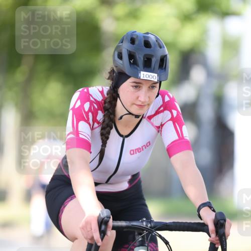 11.08.2024 - GEWOBA Citytriathlon Bremen H.Heesch http://msf.ph/oto/6798190 11.08.2024 11:54:01 Laufen  meine-sportfotos.de