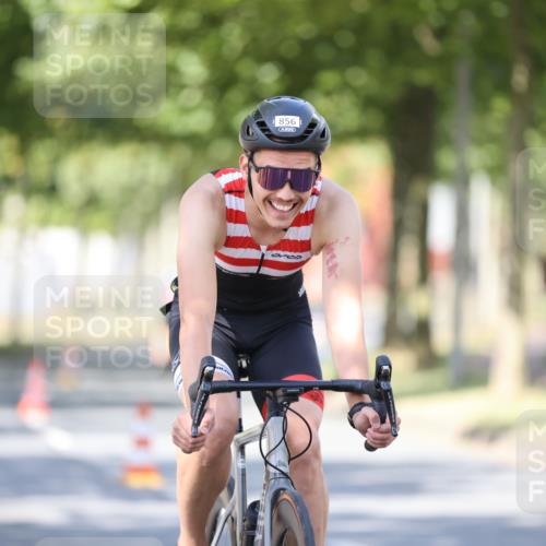 11.08.2024 - GEWOBA Citytriathlon Bremen H.Heesch http://msf.ph/oto/6798311 11.08.2024 11:54:13 Laufen  meine-sportfotos.de