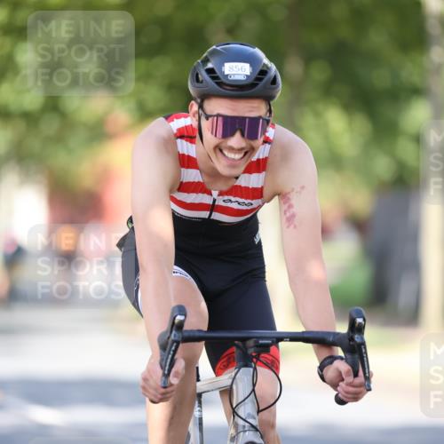 11.08.2024 - GEWOBA Citytriathlon Bremen H.Heesch http://msf.ph/oto/6798320 11.08.2024 11:54:13 Laufen  meine-sportfotos.de