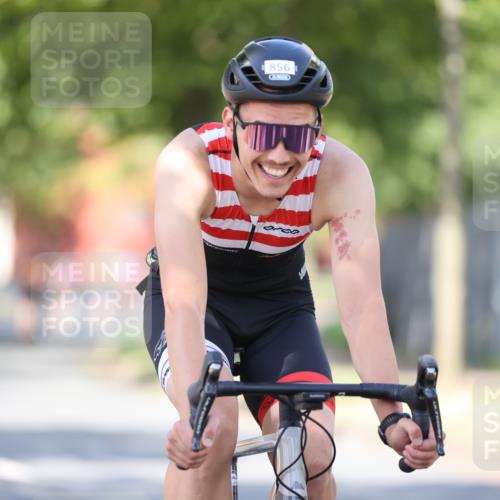 11.08.2024 - GEWOBA Citytriathlon Bremen H.Heesch http://msf.ph/oto/6798322 11.08.2024 11:54:13 Laufen  meine-sportfotos.de