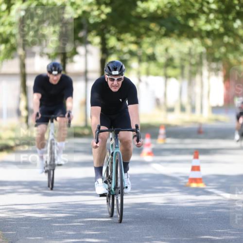 11.08.2024 - GEWOBA Citytriathlon Bremen H.Heesch http://msf.ph/oto/6798443 11.08.2024 11:54:37 Laufen  meine-sportfotos.de