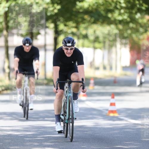 11.08.2024 - GEWOBA Citytriathlon Bremen H.Heesch http://msf.ph/oto/6798448 11.08.2024 11:54:37 Laufen  meine-sportfotos.de