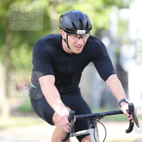 11.08.2024 - GEWOBA Citytriathlon Bremen H.Heesch http://msf.ph/oto/6798496 11.08.2024 11:54:39 Laufen  meine-sportfotos.de