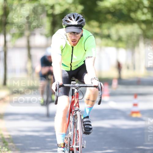 11.08.2024 - GEWOBA Citytriathlon Bremen H.Heesch http://msf.ph/oto/6798609 11.08.2024 11:54:51 Laufen  meine-sportfotos.de