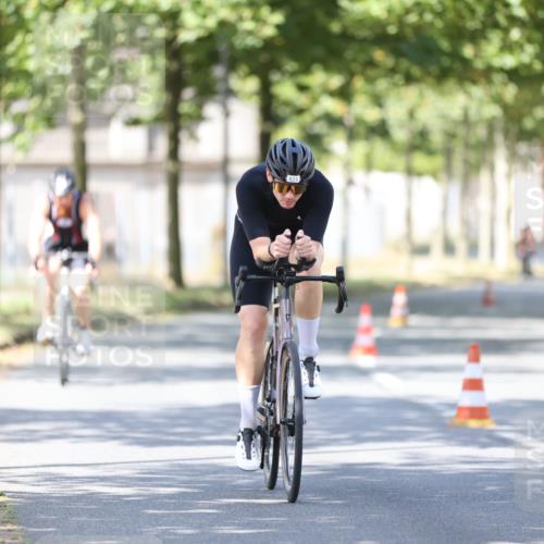 11.08.2024 - GEWOBA Citytriathlon Bremen H.Heesch http://msf.ph/oto/6798818 11.08.2024 11:55:40 Laufen  meine-sportfotos.de