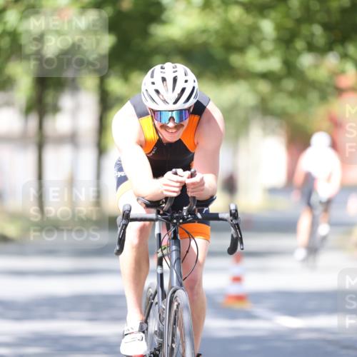 11.08.2024 - GEWOBA Citytriathlon Bremen H.Heesch http://msf.ph/oto/6798991 11.08.2024 11:55:49 Laufen  meine-sportfotos.de