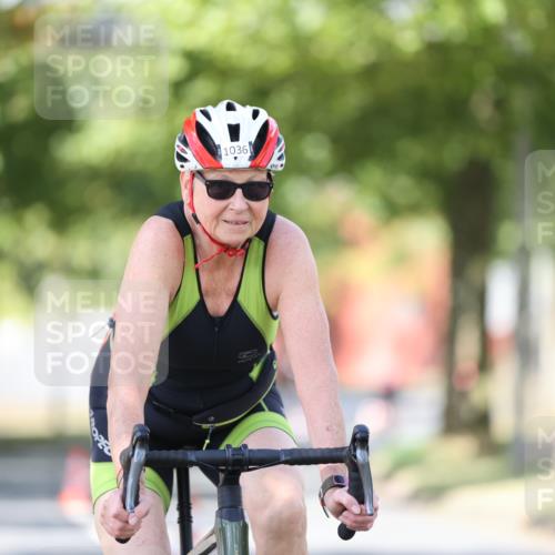 11.08.2024 - GEWOBA Citytriathlon Bremen H.Heesch http://msf.ph/oto/6799126 11.08.2024 11:56:15 Laufen  meine-sportfotos.de