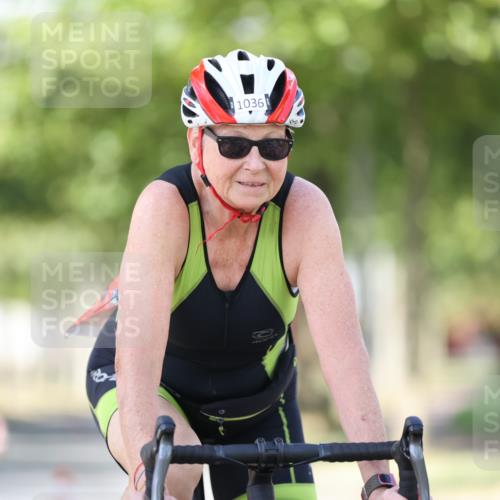 11.08.2024 - GEWOBA Citytriathlon Bremen H.Heesch http://msf.ph/oto/6799134 11.08.2024 11:56:15 Laufen  meine-sportfotos.de
