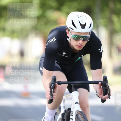 11.08.2024 - GEWOBA Citytriathlon Bremen H.Heesch http://msf.ph/oto/6799206 11.08.2024 11:56:27 Laufen  meine-sportfotos.de