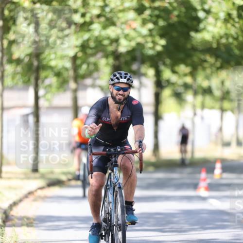 11.08.2024 - GEWOBA Citytriathlon Bremen H.Heesch http://msf.ph/oto/6799220 11.08.2024 11:56:29 Laufen  meine-sportfotos.de