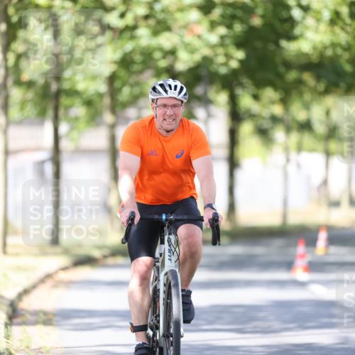 11.08.2024 - GEWOBA Citytriathlon Bremen H.Heesch http://msf.ph/oto/6799251 11.08.2024 11:56:32 Laufen  meine-sportfotos.de