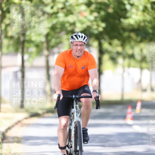 11.08.2024 - GEWOBA Citytriathlon Bremen H.Heesch http://msf.ph/oto/6799255 11.08.2024 11:56:32 Laufen  meine-sportfotos.de