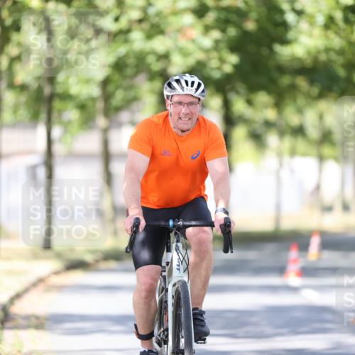 11.08.2024 - GEWOBA Citytriathlon Bremen H.Heesch http://msf.ph/oto/6799257 11.08.2024 11:56:32 Laufen  meine-sportfotos.de