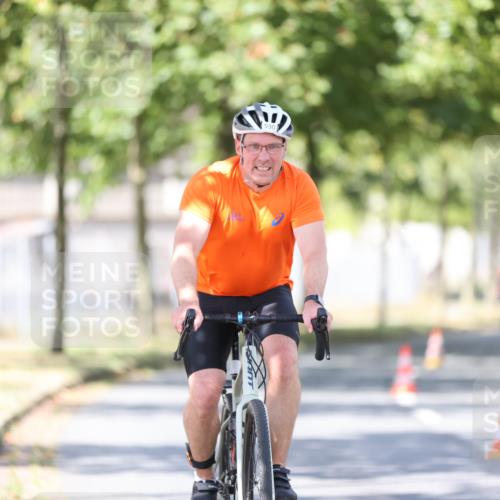 11.08.2024 - GEWOBA Citytriathlon Bremen H.Heesch http://msf.ph/oto/6799259 11.08.2024 11:56:32 Laufen  meine-sportfotos.de