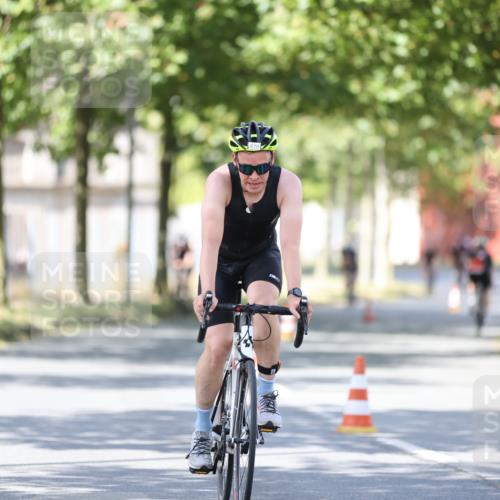 11.08.2024 - GEWOBA Citytriathlon Bremen H.Heesch http://msf.ph/oto/6799359 11.08.2024 11:56:43 Laufen  meine-sportfotos.de