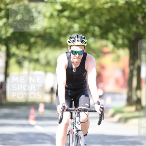 11.08.2024 - GEWOBA Citytriathlon Bremen H.Heesch http://msf.ph/oto/6799379 11.08.2024 11:56:43 Laufen  meine-sportfotos.de