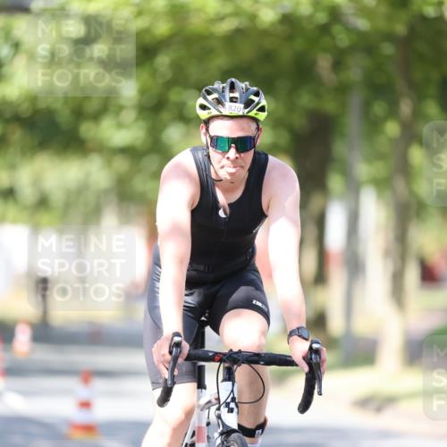 11.08.2024 - GEWOBA Citytriathlon Bremen H.Heesch http://msf.ph/oto/6799388 11.08.2024 11:56:43 Laufen  meine-sportfotos.de