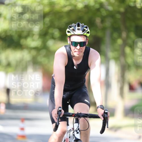 11.08.2024 - GEWOBA Citytriathlon Bremen H.Heesch http://msf.ph/oto/6799389 11.08.2024 11:56:43 Laufen  meine-sportfotos.de
