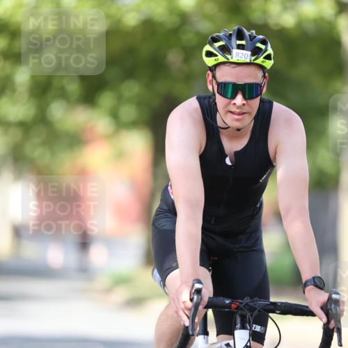 11.08.2024 - GEWOBA Citytriathlon Bremen H.Heesch http://msf.ph/oto/6799397 11.08.2024 11:56:44 Laufen  meine-sportfotos.de