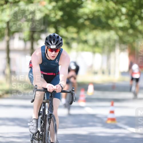 11.08.2024 - GEWOBA Citytriathlon Bremen H.Heesch http://msf.ph/oto/6799411 11.08.2024 11:56:49 Laufen  meine-sportfotos.de