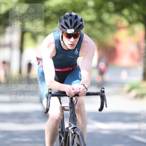 11.08.2024 - GEWOBA Citytriathlon Bremen H.Heesch http://msf.ph/oto/6799428 11.08.2024 11:56:49 Laufen  meine-sportfotos.de